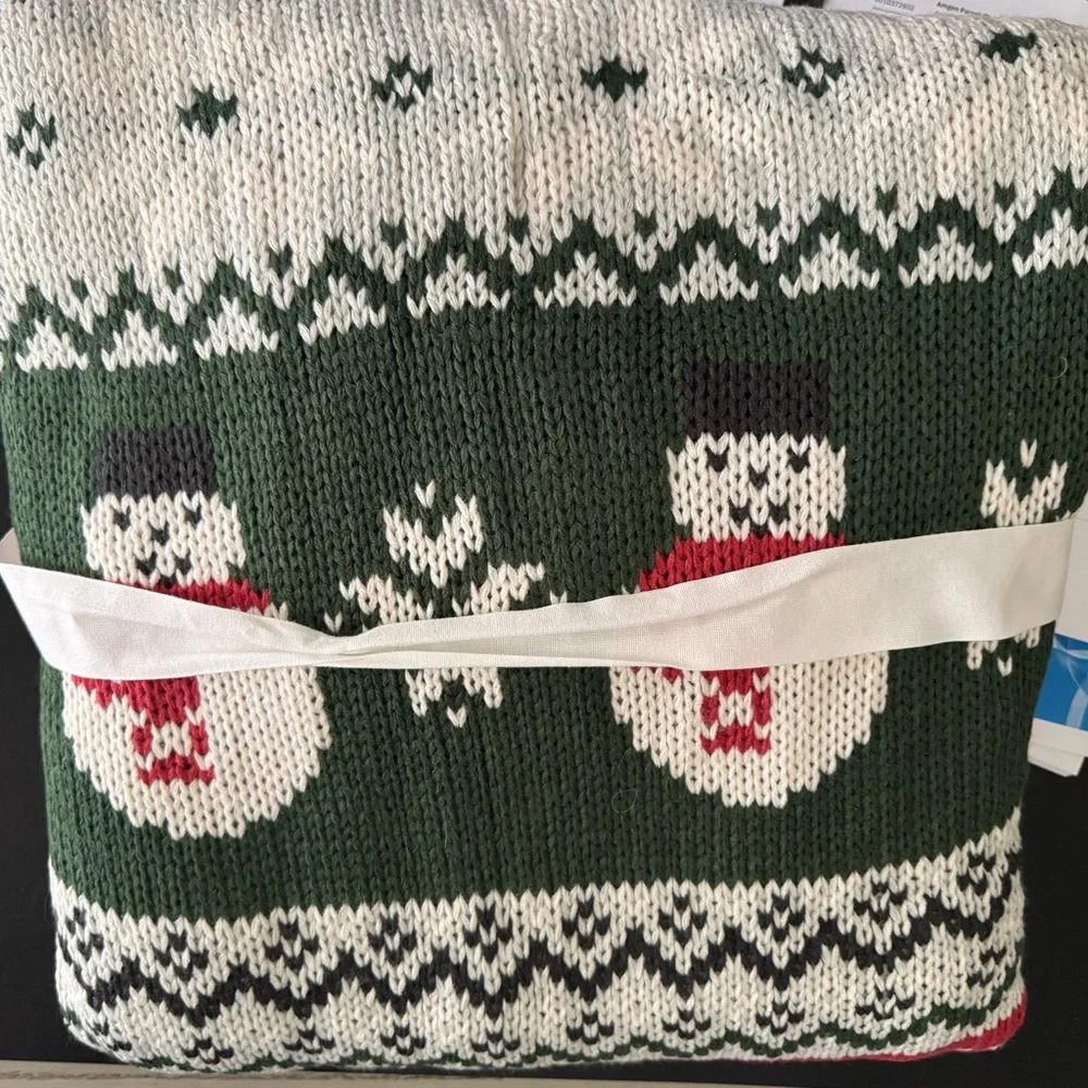 Pottery Barn Archie Snowman Blanket - Picture 4 of 5